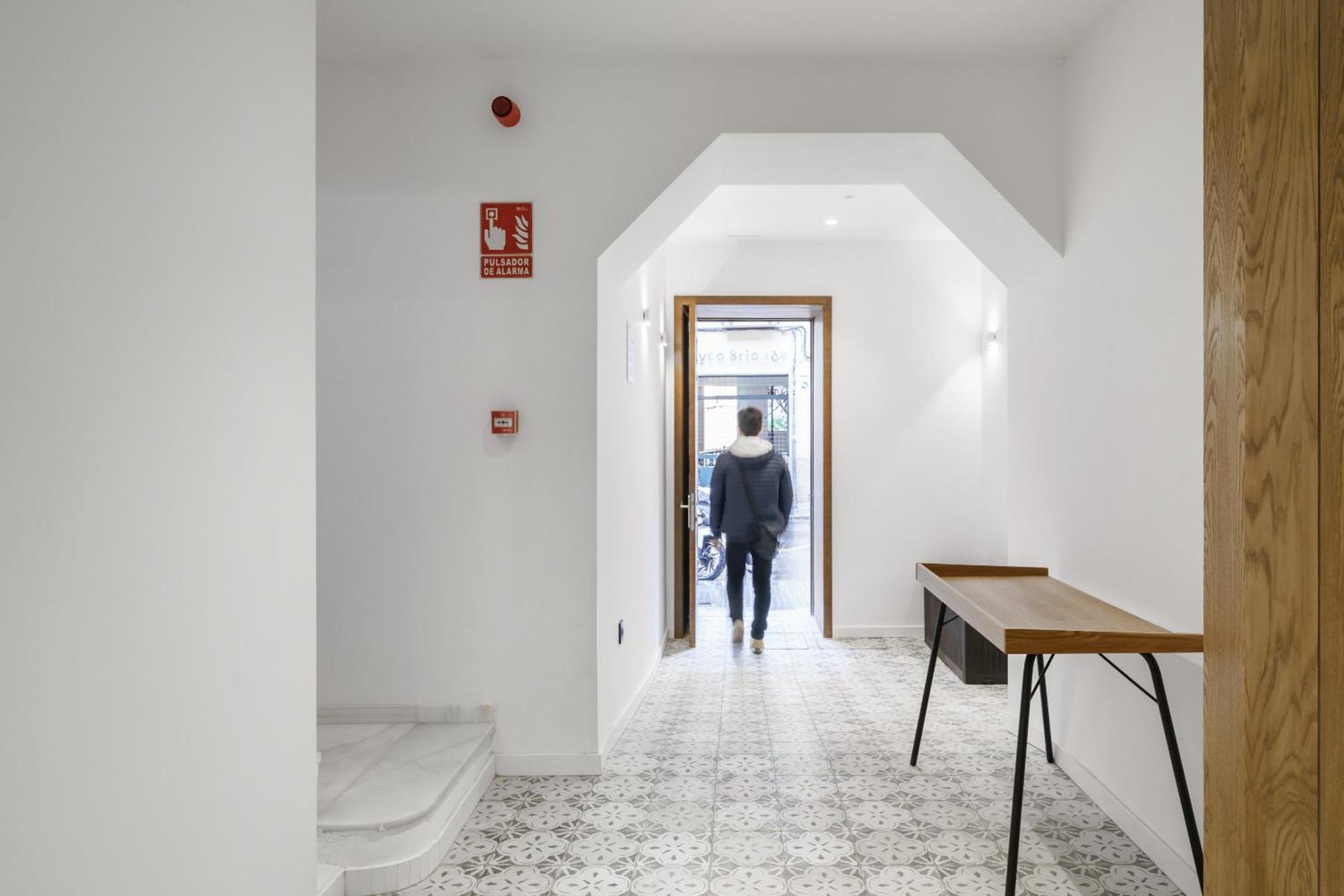 Limehome Malaga Calle Victoria Exterior foto