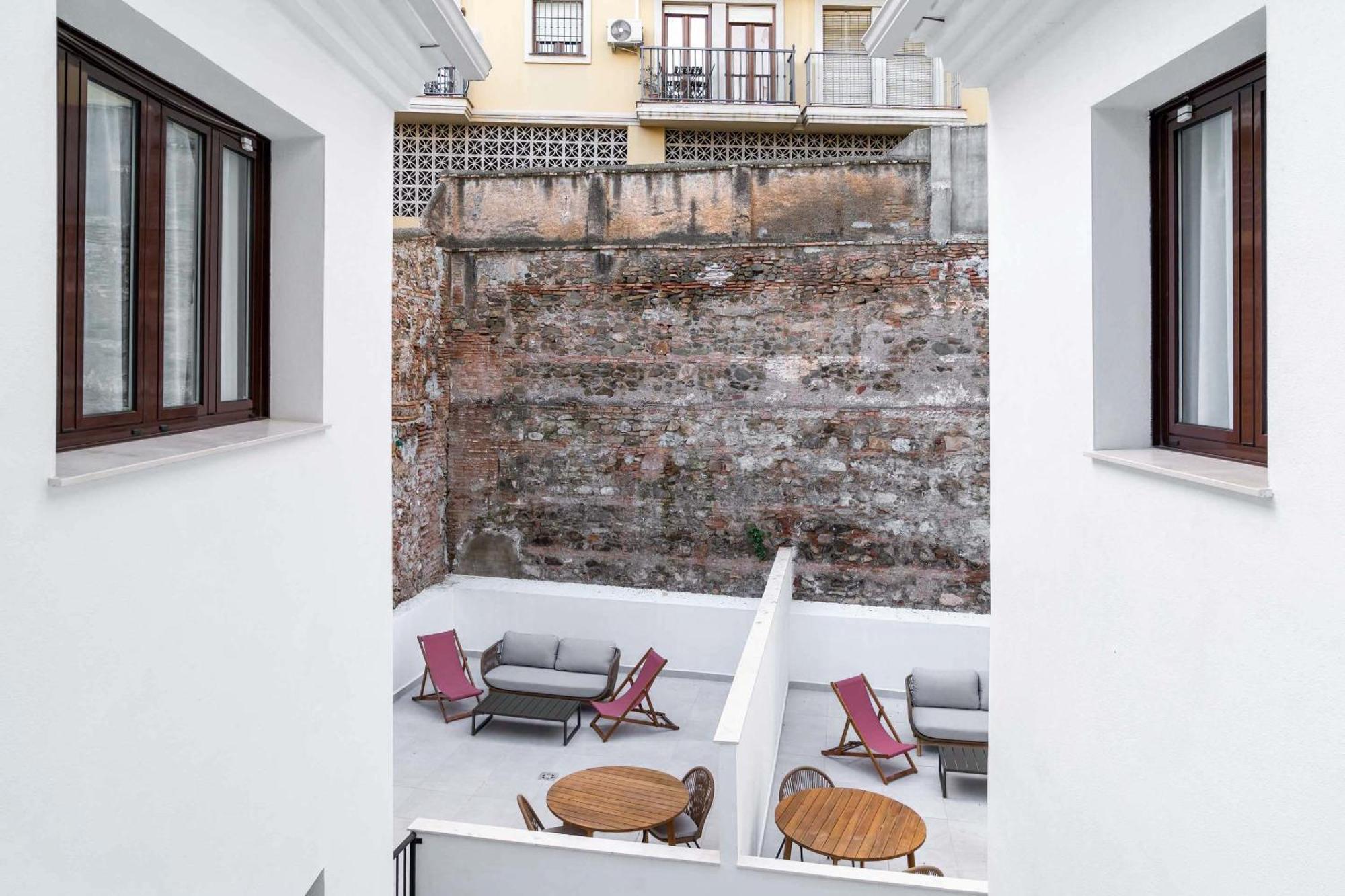 Limehome Malaga Calle Victoria Exterior foto