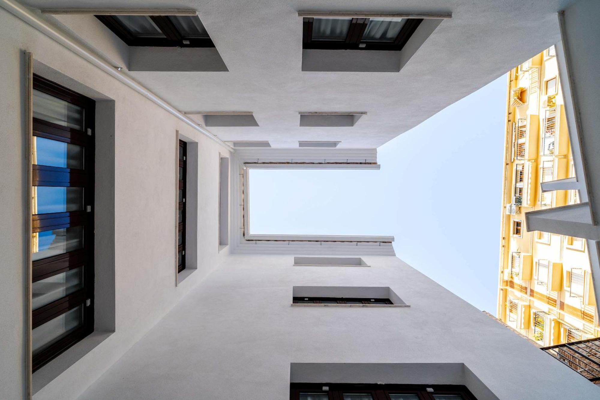 Limehome Malaga Calle Victoria Exterior foto