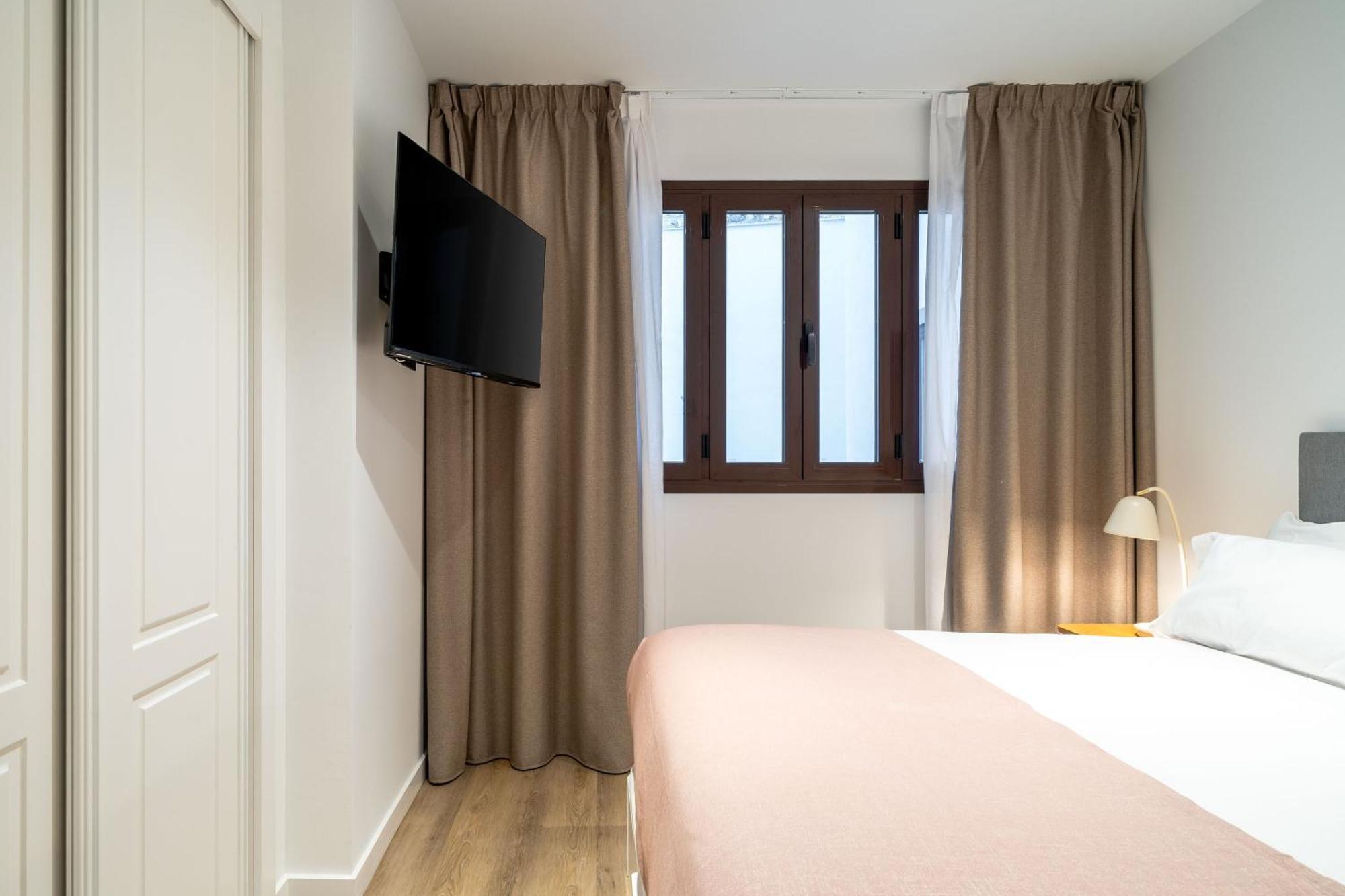 Limehome Malaga Calle Victoria Zimmer foto